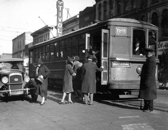usr_m_stii_illpow_226_springfield-fifth+monroe_c1915-1930 _ss_spr09.jpg